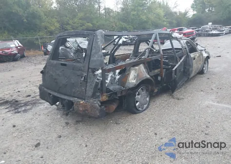 2004 Cadillac Deville Standard z USA, uszkodzony, nr VIN 1GEEH00Y94U500149